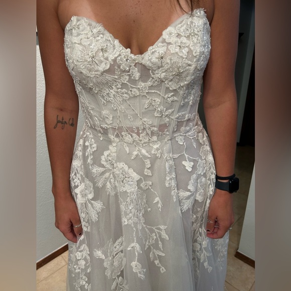 Galina Signature Wedding Dress Never Worn BUT bustle was added!!!